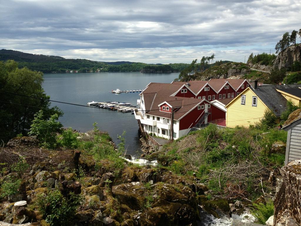 Tysnes Sjo Og Fritid Aparthotel Uggdal Exterior foto